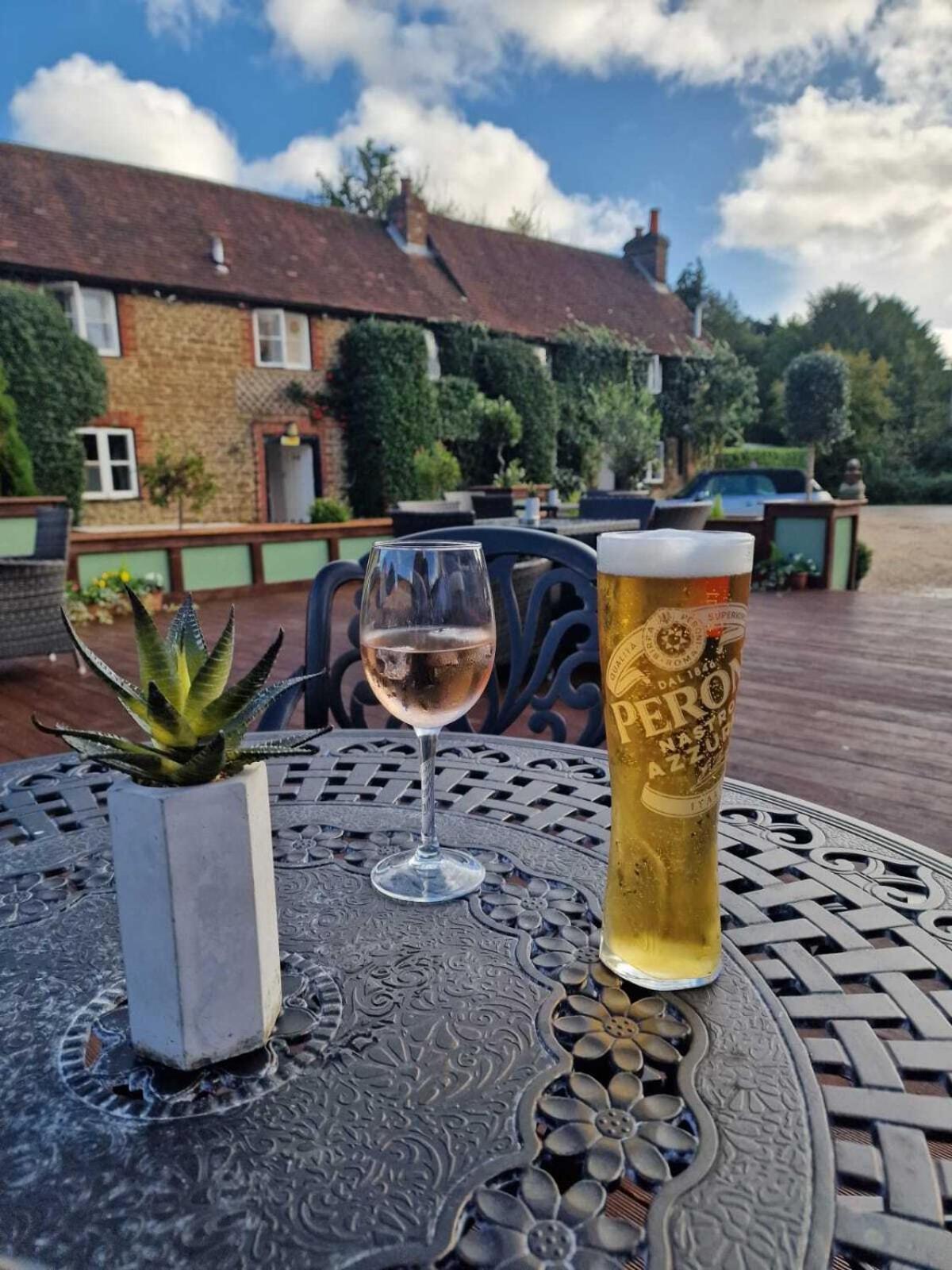 Heaven'S Kitchen At Squirrel Inn Godalming Luaran gambar